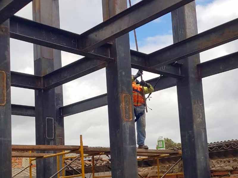 hassium torre de telecomunicacion