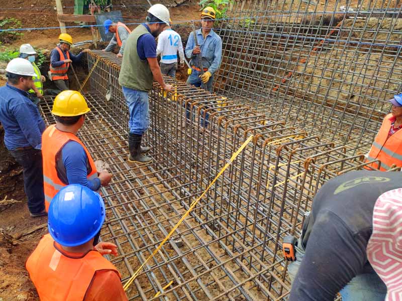 hassium torre de telecomunicacion