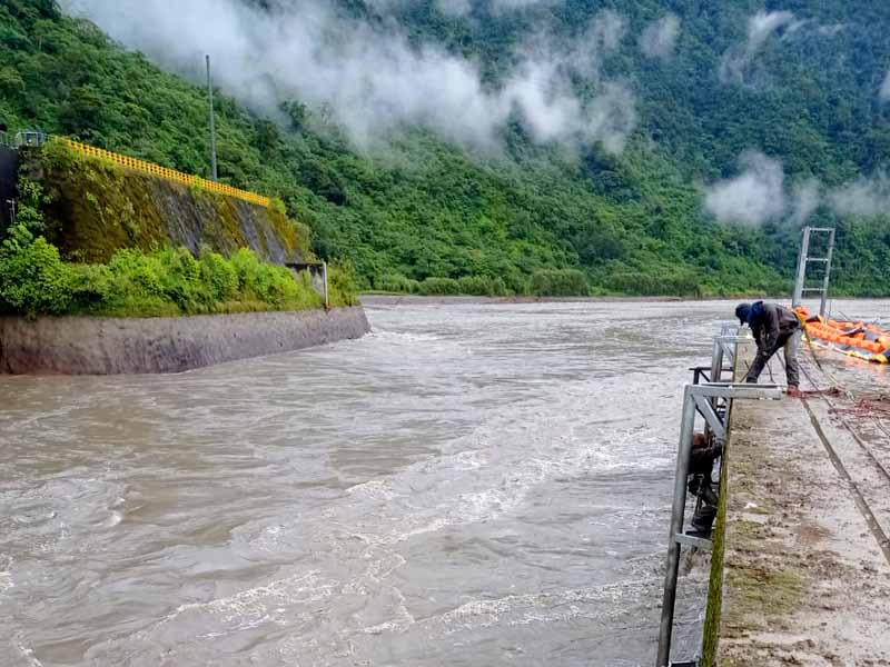 hassium torre de telecomunicacion